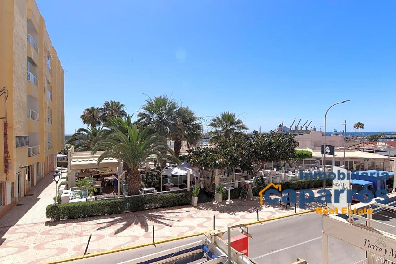 Apartamento Paseo Del Malecon - Garrucha Luaran gambar